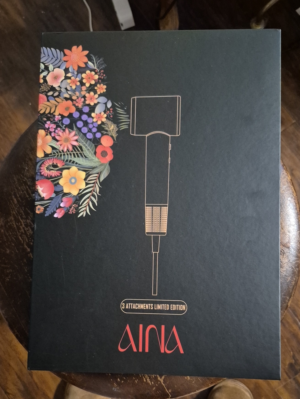 NWOT HAIR DRYER 3 Attachments